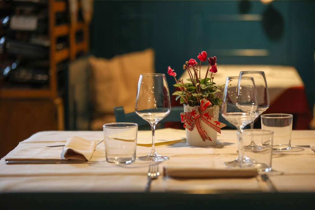 Charmantes Restaurant mit grosszügiger Terrasse und vielseitigem Potenzial in Effretikon photo